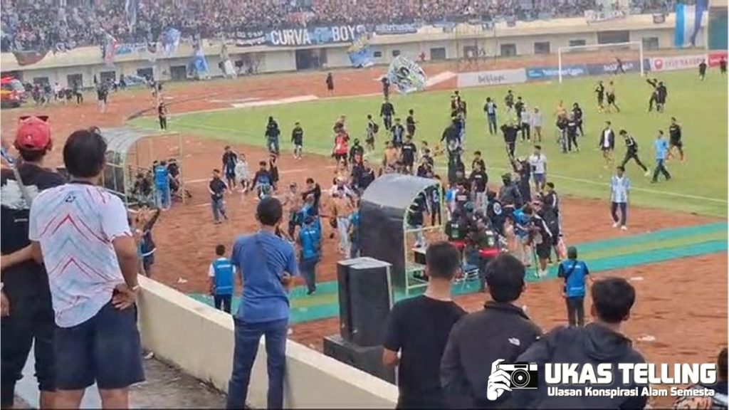 Kericuhan Persela vs Persijap Suporter Ada yang Diamankan Polisi