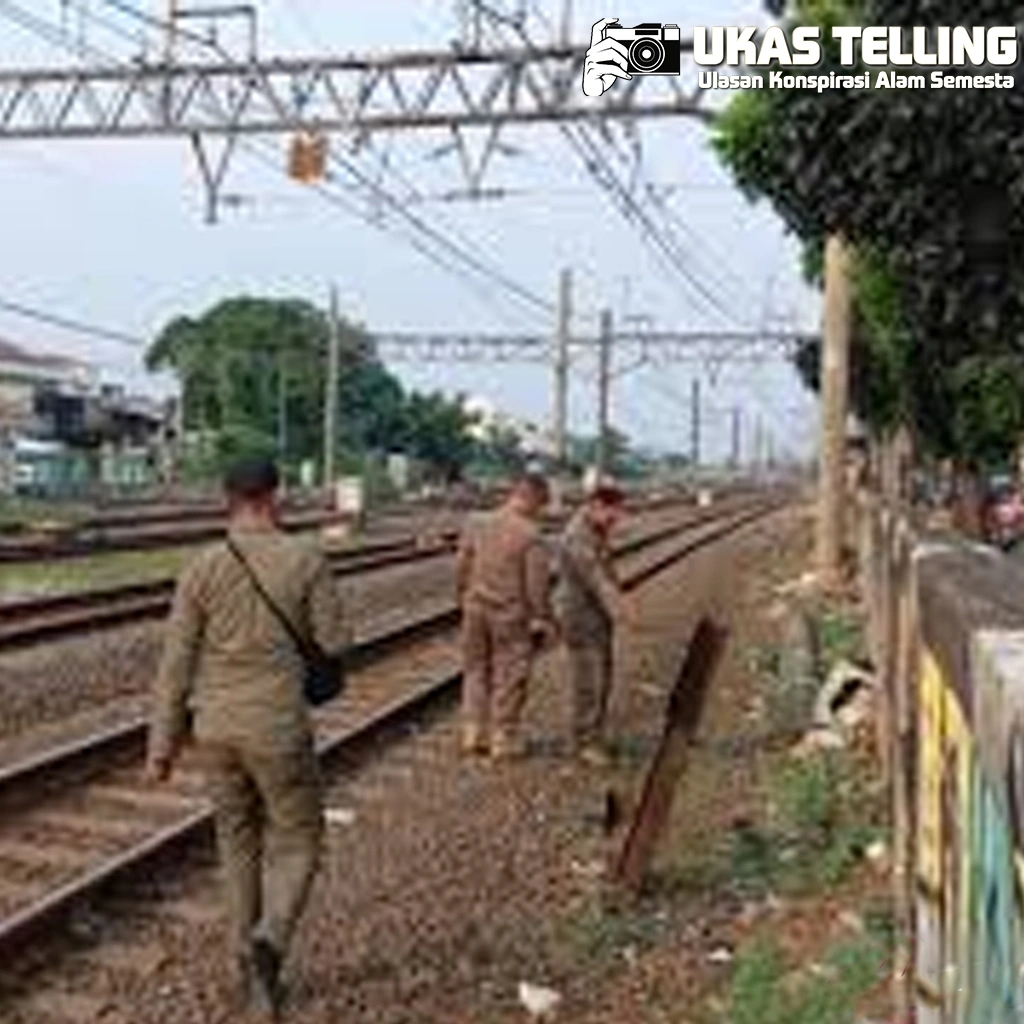 Satpol PP Segel Akses Rel Jatinegara Usai Video Viral