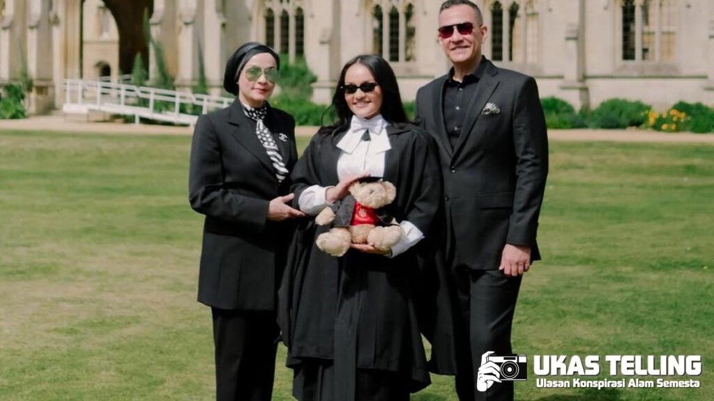Ferdy Hasan Saat Hadiri Wisuda Anak di Cambridge